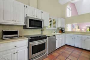 202 Bears Paw Trail, Naples, FL 34105 - MLS#225063758