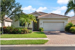 1987 Fairmont Ln, Naples