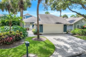 18 Golf Cottage Drive, Naples, FL 34105 Sold 08/28/25