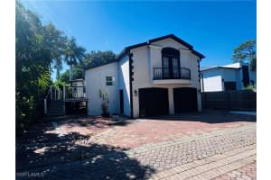 10190 Carolina Street, Bonita Springs, FL 34135 - MLS#225063793