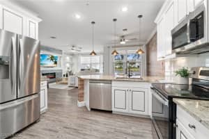 1330 Mariposa Cir 103, Naples
