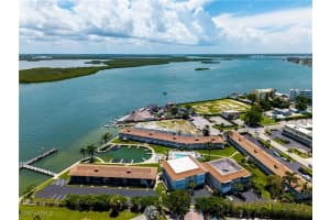 850 Palm Street, Marco Island, FL 34145 - MLS#225063945