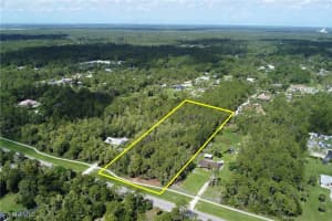  8th ST NE, Naples, FL 34120 - MLS#225064016