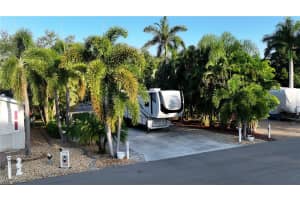 5680 MAPLEWOOD Court, Fort Myers, FL 33905 - MLS#225064018