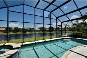 6444 Autumn Woods Blvd, Naples