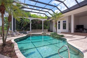 1633 CHINABERRY Way, Naples, FL 34105 - MLS#225064027