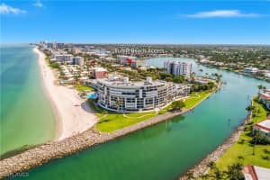 2600 Gulf Shore Blvd N 52, Naples