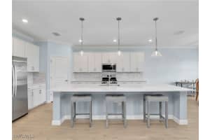 18619 Ives Dr, Estero