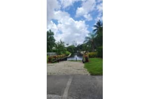 27001 Sun Aqua Lane, Bonita Springs, FL 34135 - MLS#225064135
