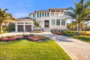 1835 Gulf Shore Blvd S, Naples