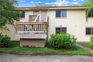 5406 16th Pl Sw E4, Naples