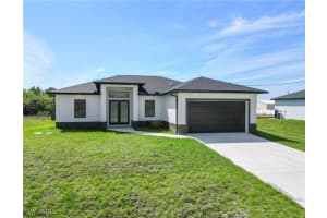 2814 44th St W, Lehigh Acres