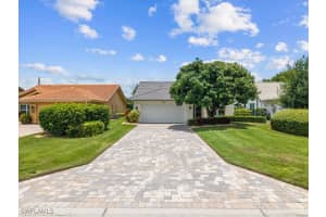 725 Kings Way, Naples, FL 34104 - MLS#225064185