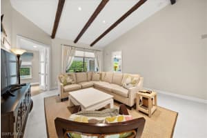 725 Kings Way, Naples, FL 34104 - MLS#225064185
