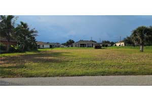 5228/5230 Bristo Street, Lehigh Acres, FL 33971 - MLS#225064191