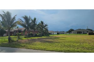 5228/5230 Bristo Street, Lehigh Acres, FL 33971 - MLS#225064191