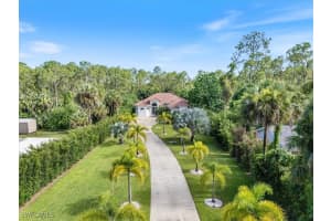 4108 Pine Ridge Rd, Naples