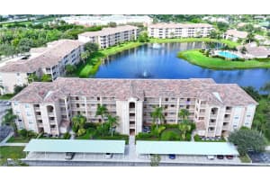 8570 Kingbird Loop 516, Estero