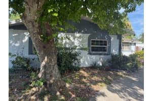 2101 43rd Terrace, Naples, FL 34116 Sold 09/02/25