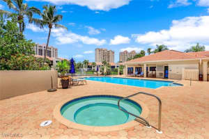 6500 Valen Way, Naples, FL 34108 - MLS#225064415