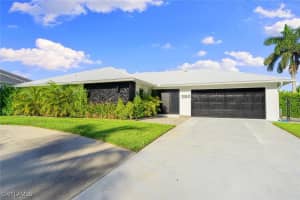 380 Rookery Court, Marco Island, FL 34145 - MLS#225064416