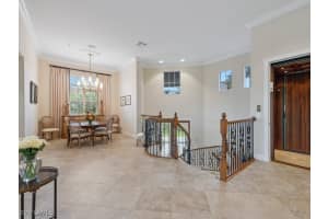 28541 Calabria Court, Naples, FL 34110 - MLS#225064432