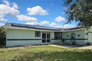125 27th Terrace, Cape Coral, FL 33904 - MLS#225064451