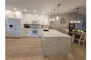 7761 Jewel Ln 204, Naples