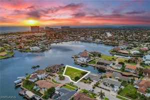 1020 Dill Court, Marco Island, FL 34145 - MLS#225064532