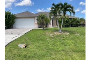1010 Sw 10th Pl, Cape Coral