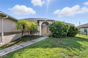 1010 10th Place, Cape Coral, FL 33991 - MLS#225064541