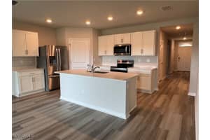 726 Oakridge Avenue, Lehigh Acres, FL 33974 - MLS#225064553