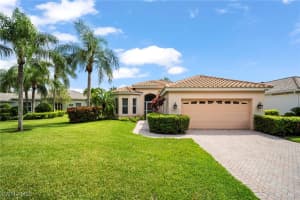 8382 Danbury Blvd, Naples
