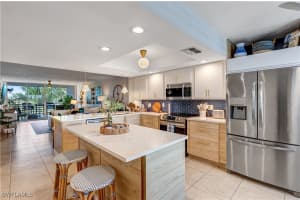 285 Naples Cove Drive, Naples, FL 34110 - MLS#225064613