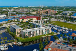 803 River Point Drive, Naples, FL 34102 - MLS#225064646