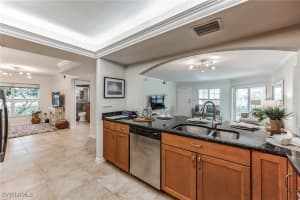 5633 Turtle Bay Drive, Naples, FL 34108 - MLS#225064653