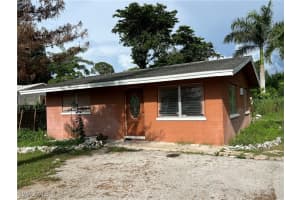 27767 New York Street, Bonita Springs, FL 34135 - MLS#225064655