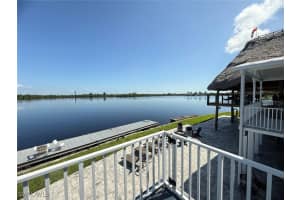 4835 E Riverside Dr, Fort Myers