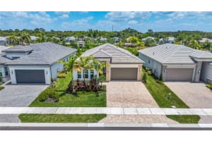 12445 Dahlia Ct, Naples
