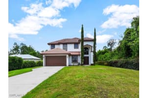 4380 20th Ave Ne, Naples