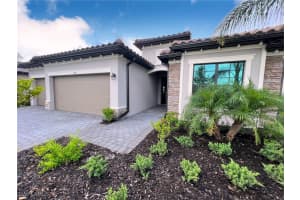 1388 Birdie Dr, Naples