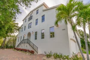 1160 8th St S, Naples