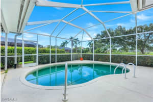 211 Pine Valley Cir, Naples