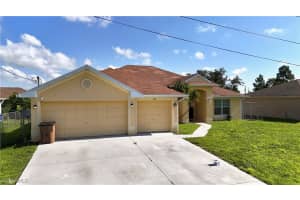 3916 4th Street, Lehigh Acres, FL 33976 Sold 09/02/25