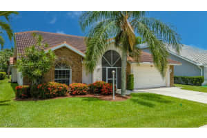 458 Countryside Drive, Naples, FL 34104 - MLS#225064904