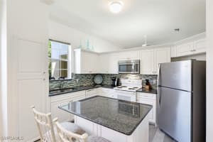600 L Ambiance Circle, Naples, FL 34108 - MLS#225064905