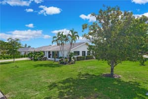 27 Pebble Beach Blvd, Naples