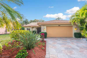 241 St James Way, Naples