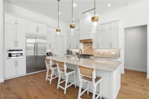 581 Wedgewood Way, Naples, FL 34119 - MLS#225064970