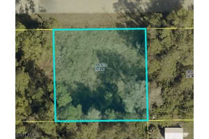 2702 7th Street, Lehigh Acres, FL 33936 - MLS#225064975